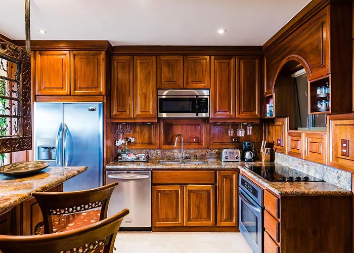 El Diria 302- 2 Bedroom Ocean View