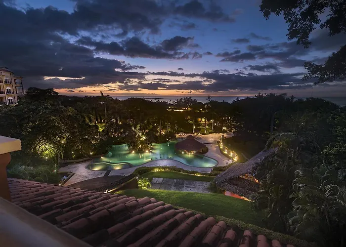 El Diria 302- 2 Bedroom Ocean View Apartment Tamarindo